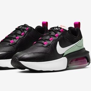 Women’s Nike air max verona size 8